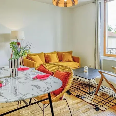Le Safari - Face Gare - Parking - Familial & Architecte - Rent Immo Труа